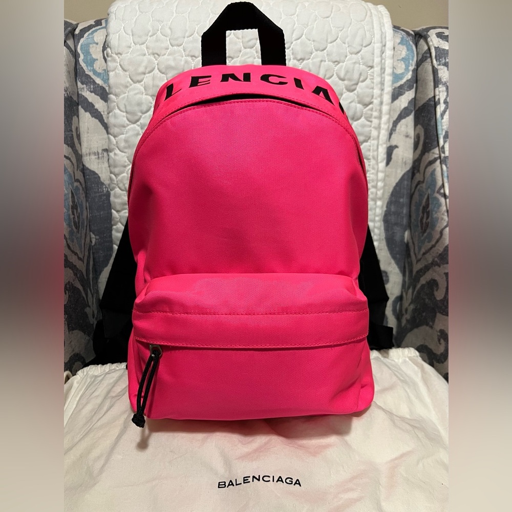 ❤️SOLD❤️ Balenciaga Logo Wheel Backpack